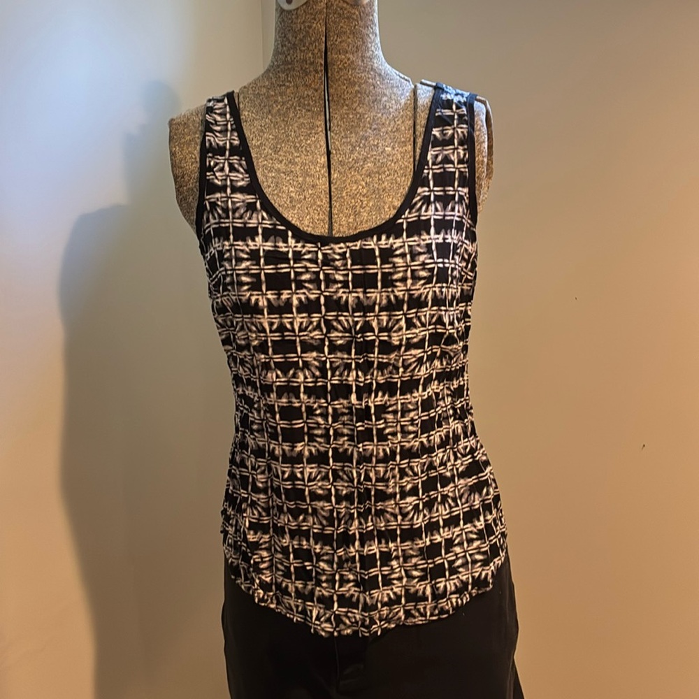 💜 4/$20 TOPS - Gap Tank Top